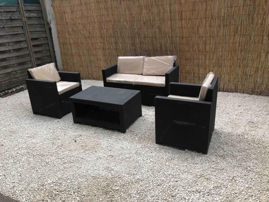 Appartement Et Son Jardin A Lille Fac De Droit Luaran gambar