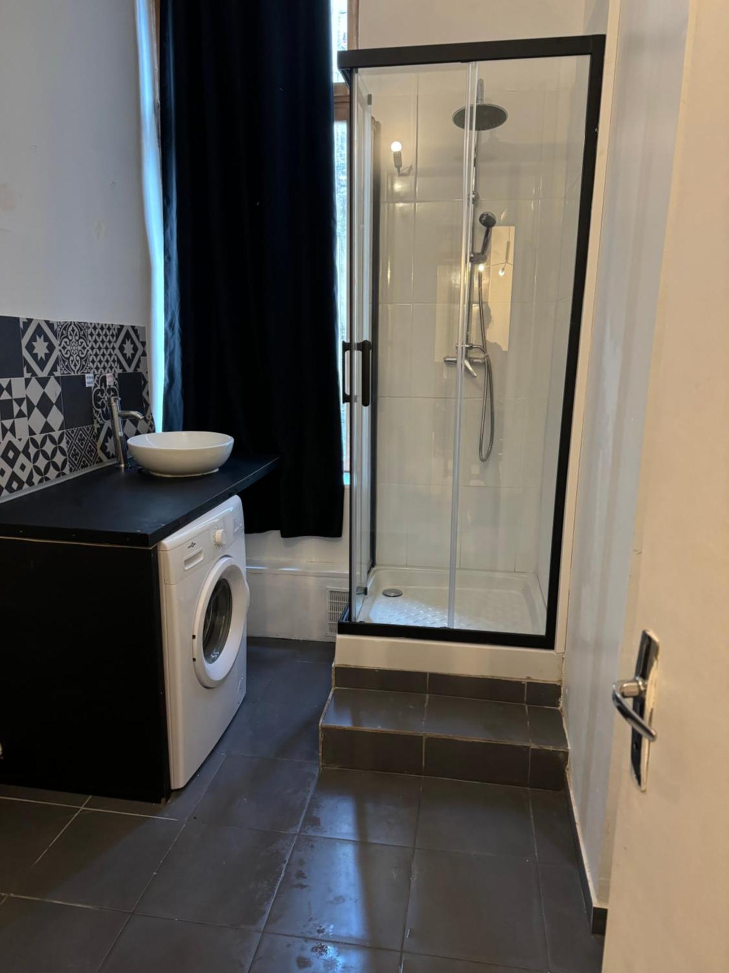 Appartement Et Son Jardin A Lille Fac De Droit Luaran gambar